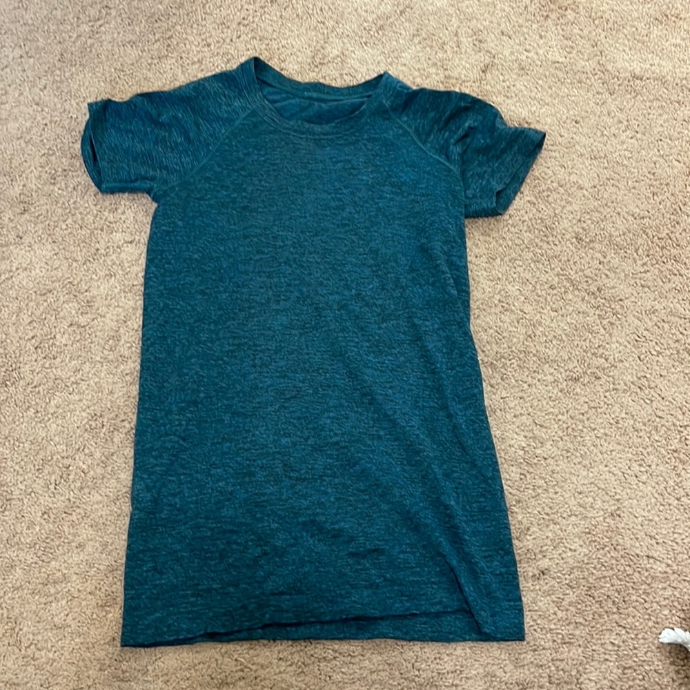 Lululemon swiftly tee